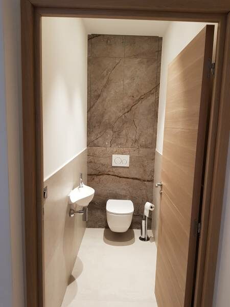 Cr&#x00E9;ation&#x20;d&#x2019;un&#x20;WC&#x20;b&#x00E2;ti&#x20;support&#x20;Geberit&#x20;suspendu&#x20;et&#x20;d&#x2019;un&#x20;lave&#x20;main&#x20;&#x00E0;&#x20;Cannes&#x20;06