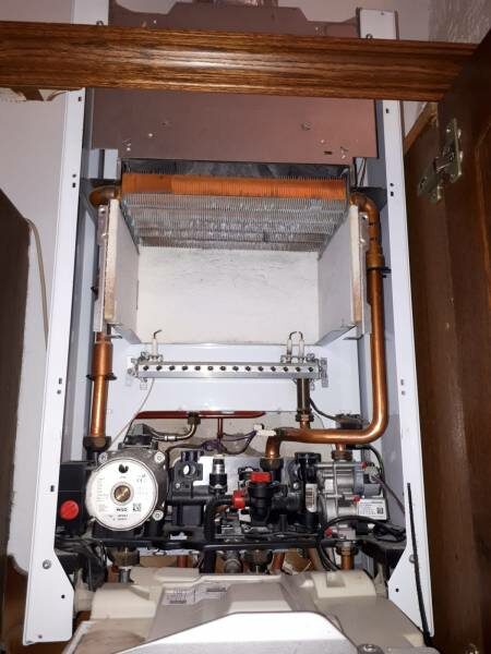 Entretien&#x20;annuel&#x20;d&#x2019;une&#x20;d&amp;&#x23;8217&#x3B;une&#x20;chaudi&#x00E8;re&#x20;gaz&#x20;murale&#x20;Saunier&#x20;Duval&#x20;&#x00E0;&#x20;Biot&#x20;06